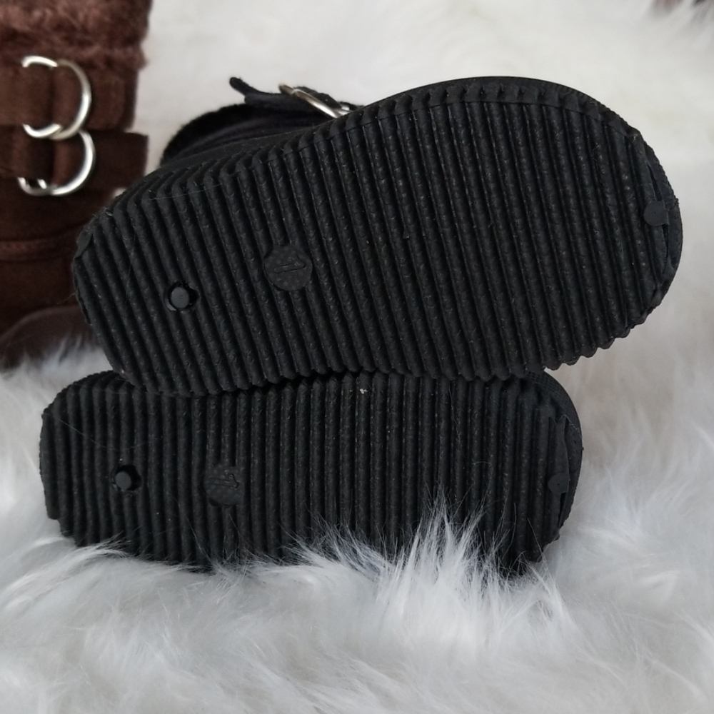 👣Shoe Box Trading Black Two Buckle Boot length measurement approx 5" long exte - Picture 6 of 12